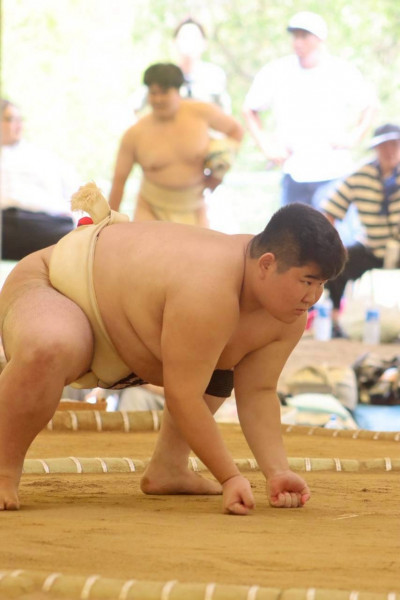 央脩